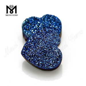 Pietra d'agata druzy blu naturale a forma di cuore 12x12mm sfusa