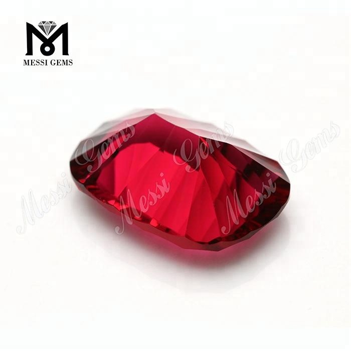Cuscino 13 X 18 MM Pietra preziosa di vetro rossa con taglio concavo