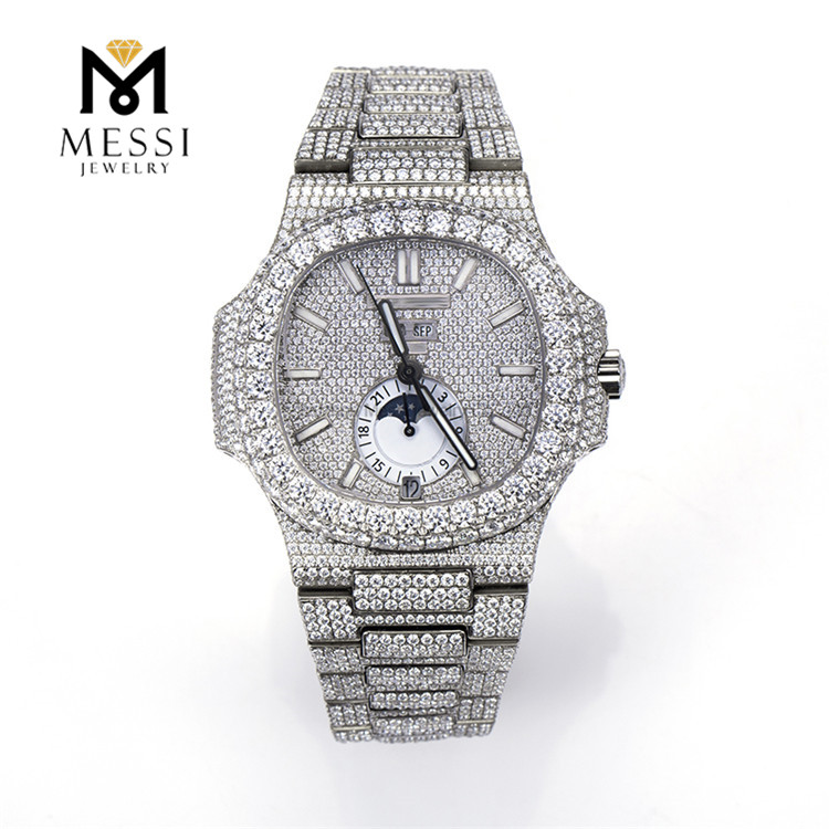orologio meccanico svizzero con diamanti moissanite
