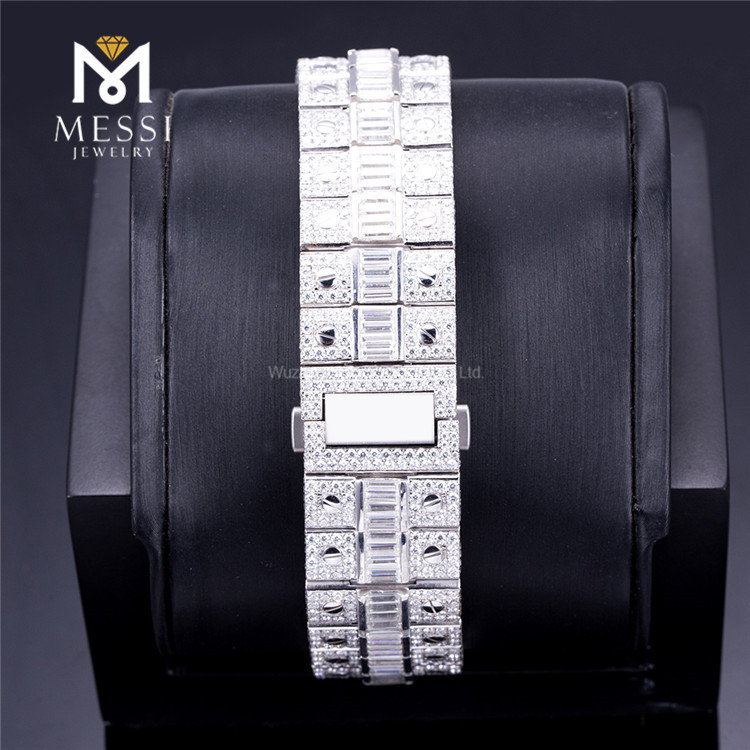 orologio economico in oro bianco con moissanite