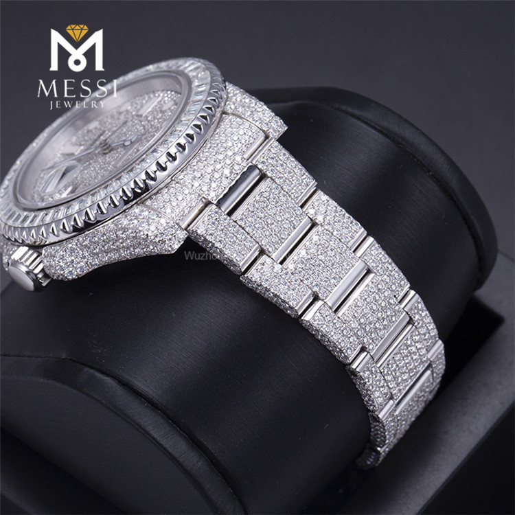 orologio Cartier con diamanti moissanite