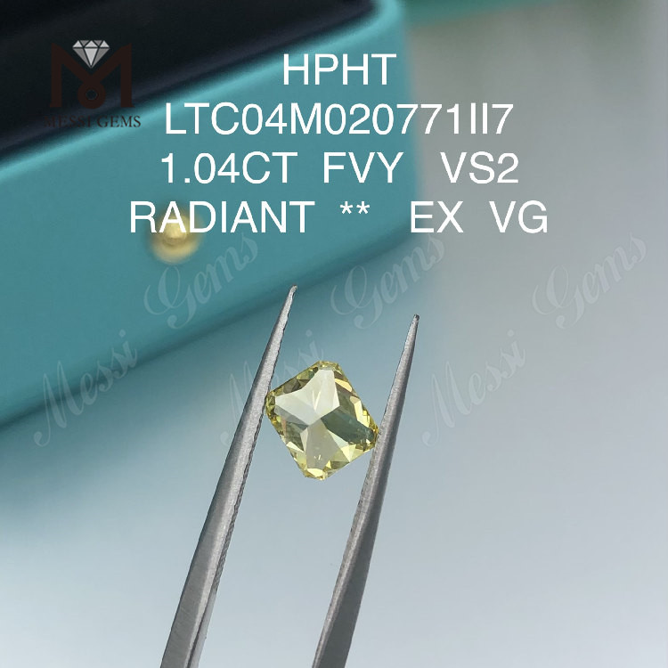 Diamanti da laboratorio gialli da 1,04 carati taglio radiante VS2 
