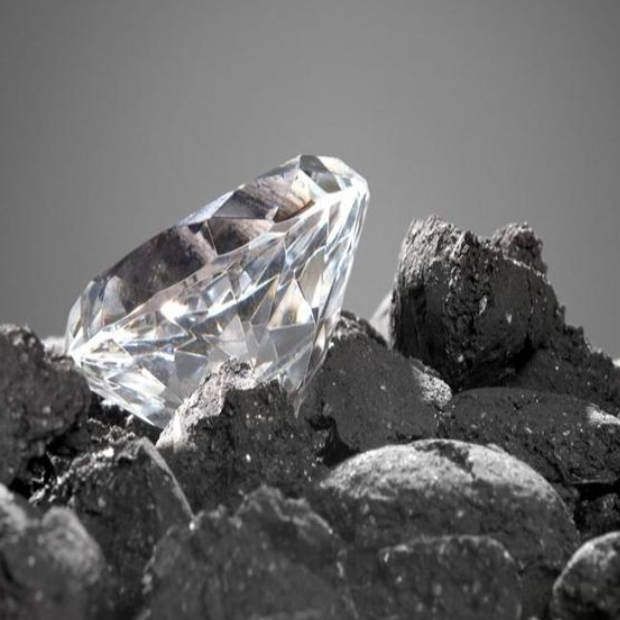 Conosci davvero i diamanti moissanite?Cos'è il diamante moissanite?