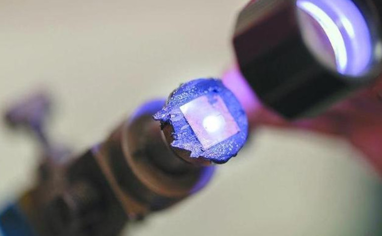diamante da laboratorio