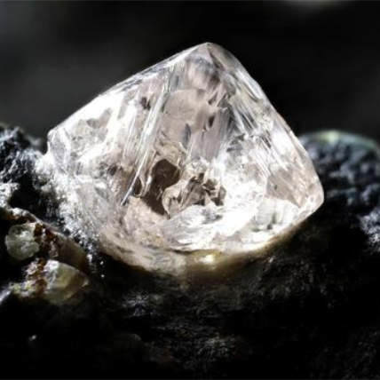 Come si formano i diamanti?Perché i diamanti sono così costosi?