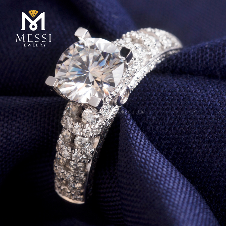 Anello da sposa in oro bianco 1 carato con moissanite