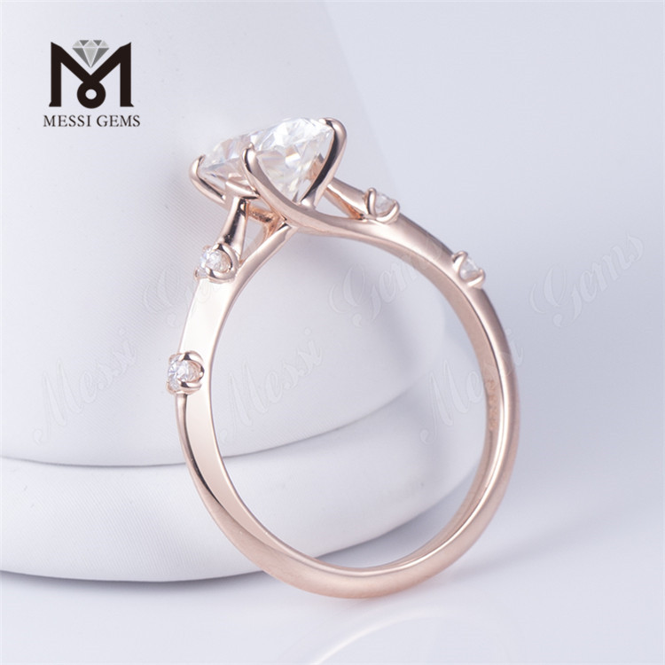 anello nuziale personalizzato in oro rosa Anello ovale con diamante coltivato in laboratorio IGI