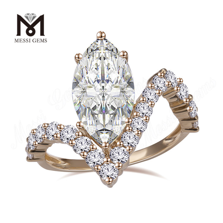Svelando l'anello di fidanzamento marquise con diamanti da laboratorio Timeless Beauty da 4 carati