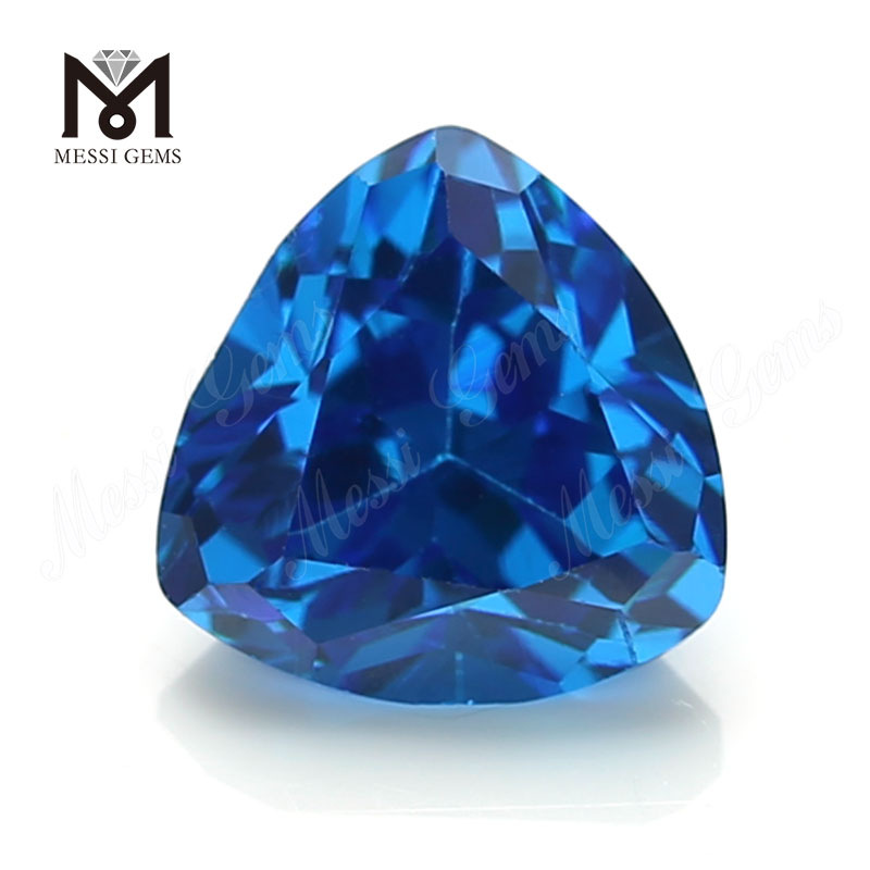 Trilioni di alta qualità Forma 8 * 8mm Topazio blu CZ Cubic Zirconia Stone Prezzo